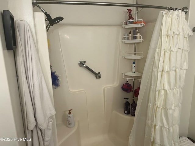 bathroom with walk in shower