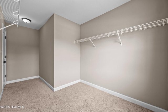 402 Kinroff Dr, Hubert, NC 28539 - spacious closet with carpet floors