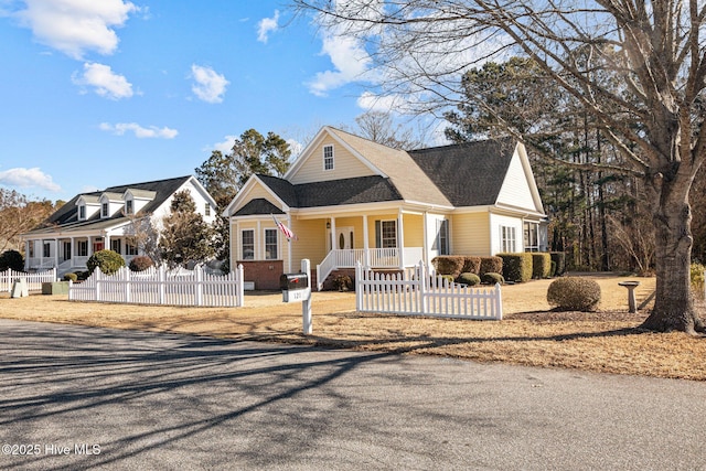 view of front of home with covered porch