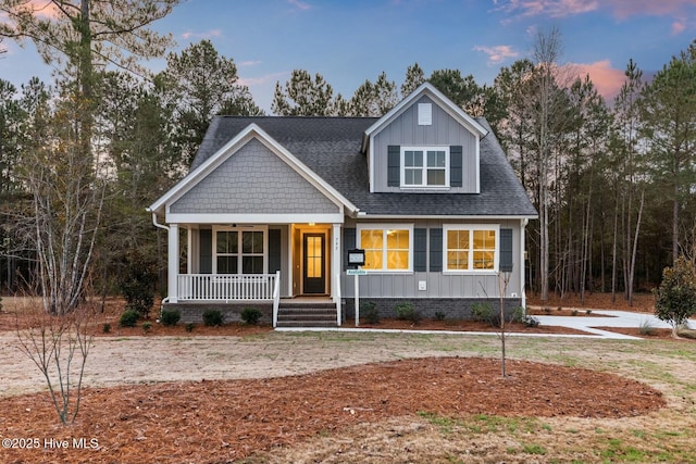 view of front of house featuring a porch