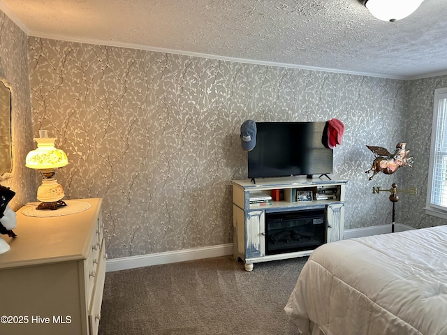 bedroom with carpet and crown molding