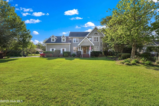 view of front of house featuring a front yard