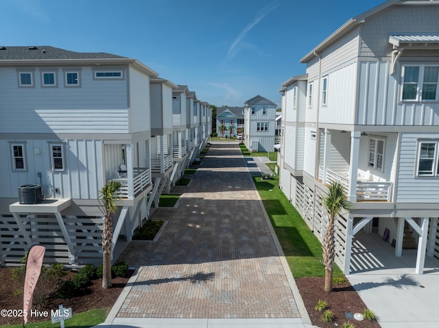 view of road featuring a residential view