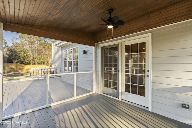 deck with ceiling fan