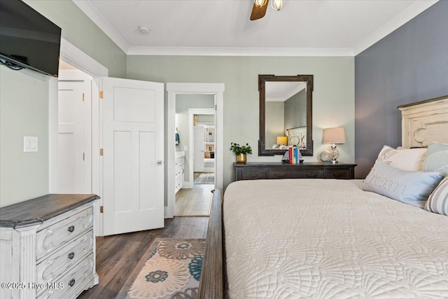 bedroom with dark wood-style floors, a ceiling fan, and crown molding