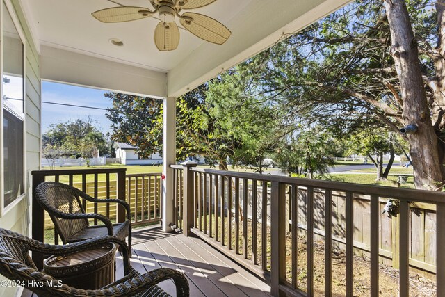 exterior space featuring a yard