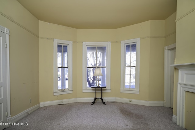 empty room with carpet