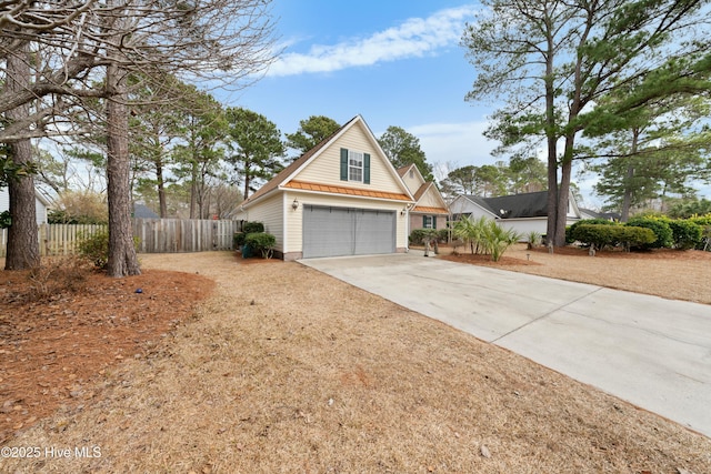 view of front facade with a garage