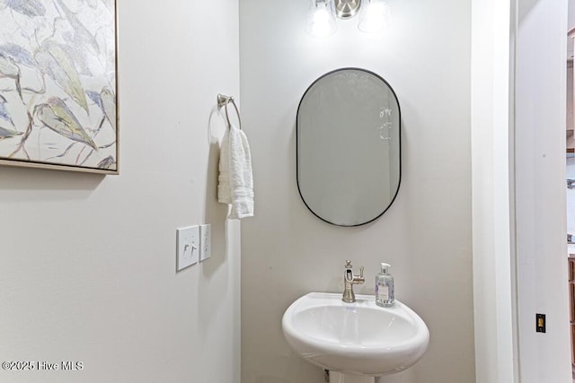 bathroom with sink