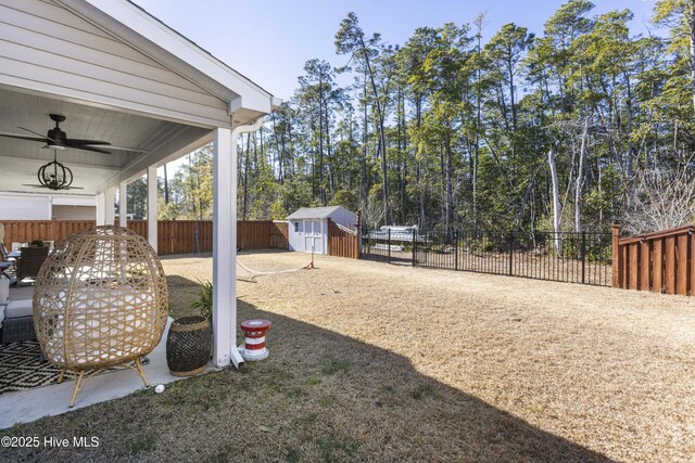 view of patio / terrace with an outdoor hangout area and ceiling fan