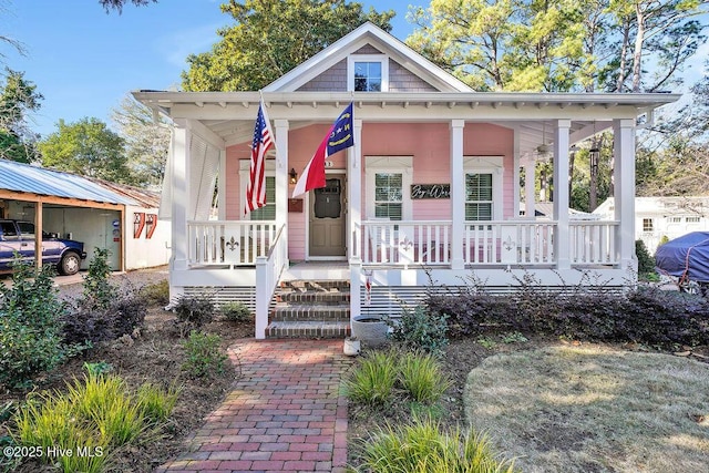 view of front of house with a porch