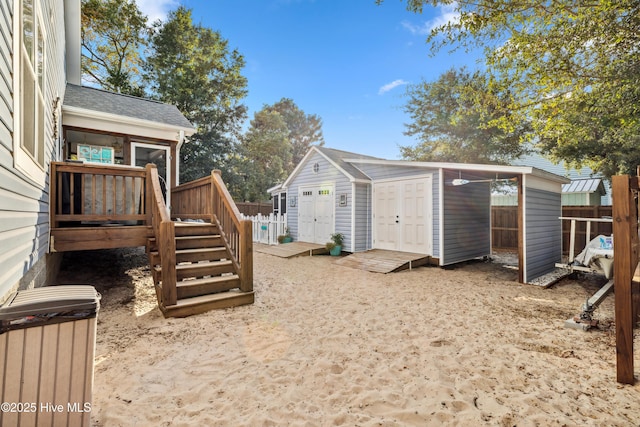 view of yard with a shed