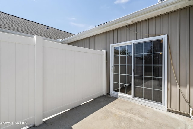 7195 Bonaventure St SW Apt 104, Ocean Isle Beach, NC 28469 - view of patio featuring fence