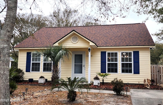 view of front of property