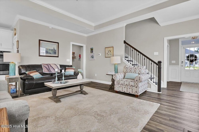 living room featuring crown molding and dark wood-type flooring