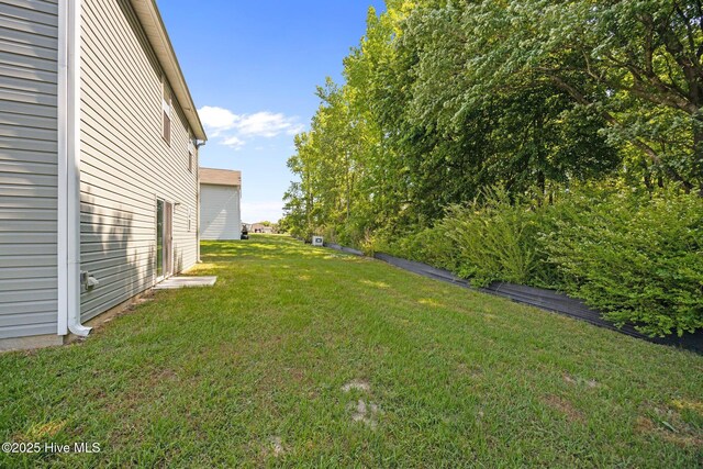 135 Chase Dr, Snow Hill, NC 28580 - view of front of property with an attached garage