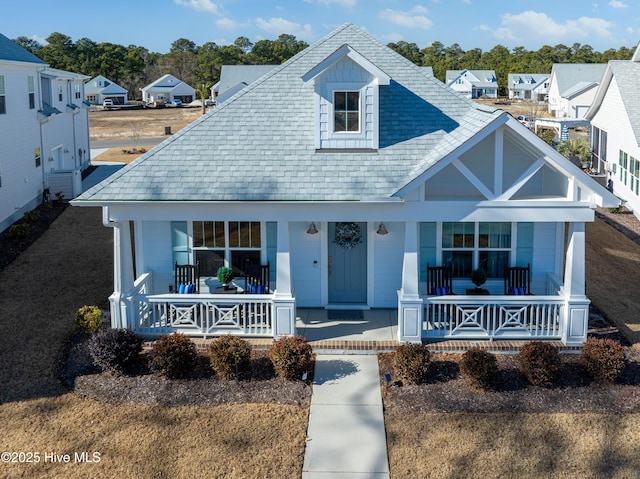 view of front of home featuring a porch