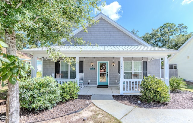 view of front of home featuring a porch