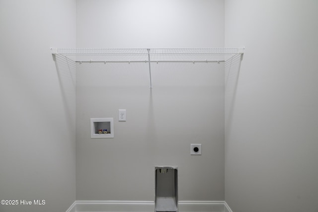 682 Crump Farm Rd, New Bern, NC 28562 - washroom featuring electric dryer hookup, hookup for a washing machine, laundry area, and baseboards