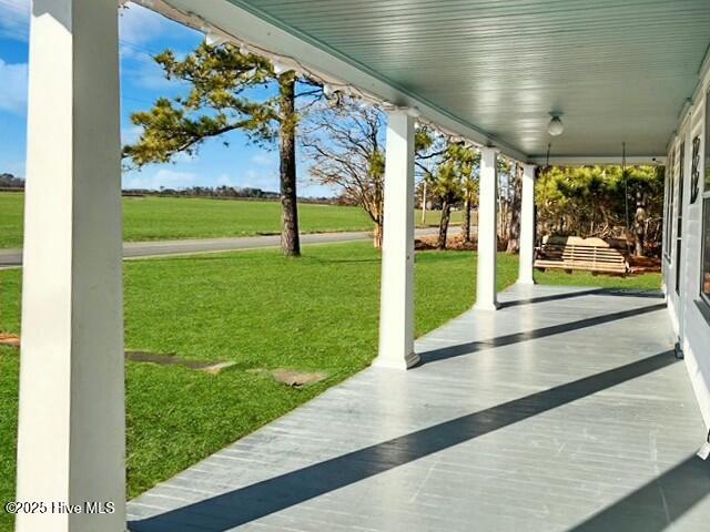 view of patio / terrace with covered porch