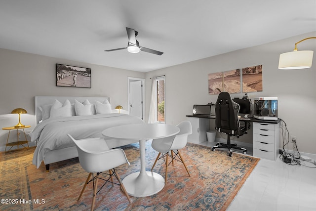 bedroom with ceiling fan