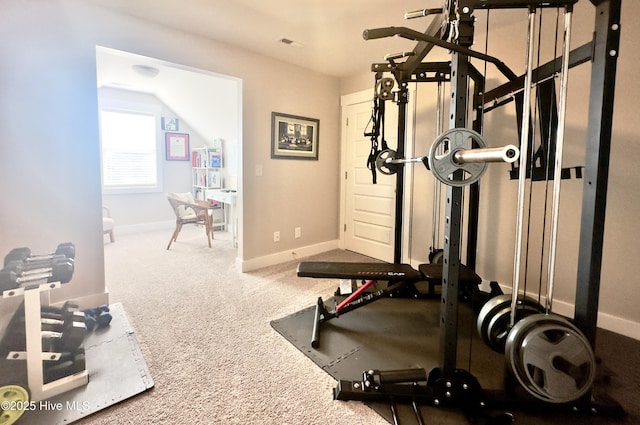 exercise room with carpet flooring