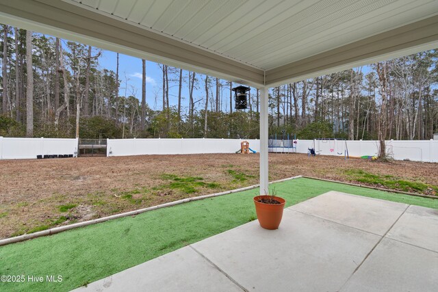 view of yard with a patio area