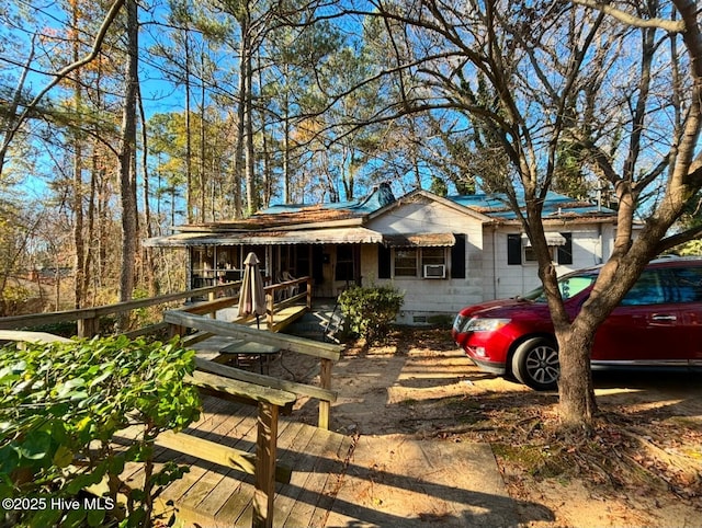 view of front of property