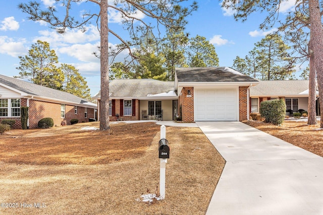 Listing photo 3 for 560 Pinehurst Trace Dr, Pinehurst NC 28374