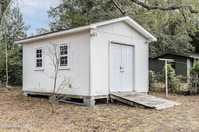 view of outbuilding