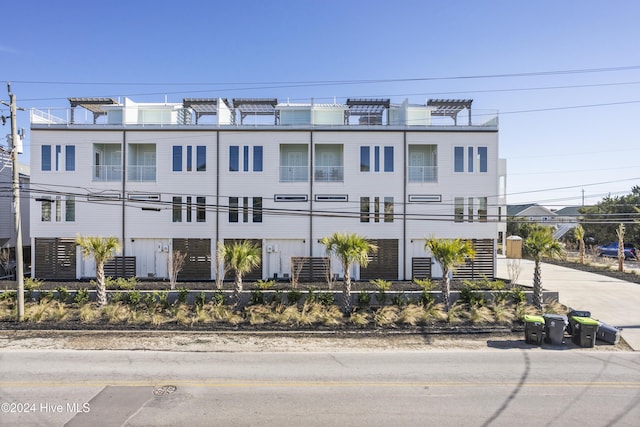 view of building exterior