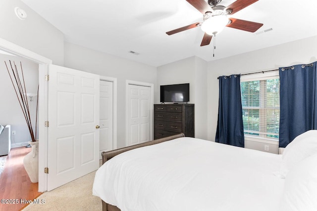 bedroom featuring ceiling fan