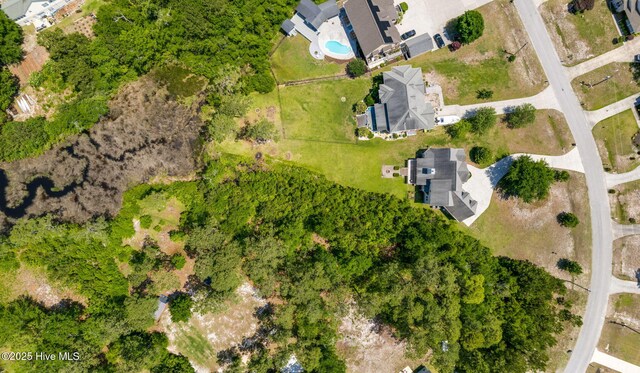 232 E Ivybridge Dr, Hubert, NC 28539 - aerial view of a pool