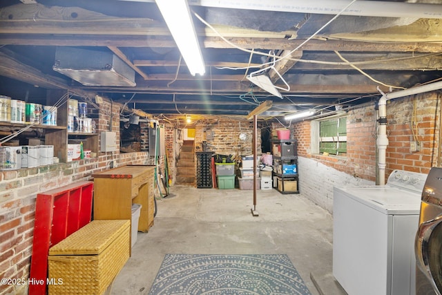 basement featuring washer / clothes dryer