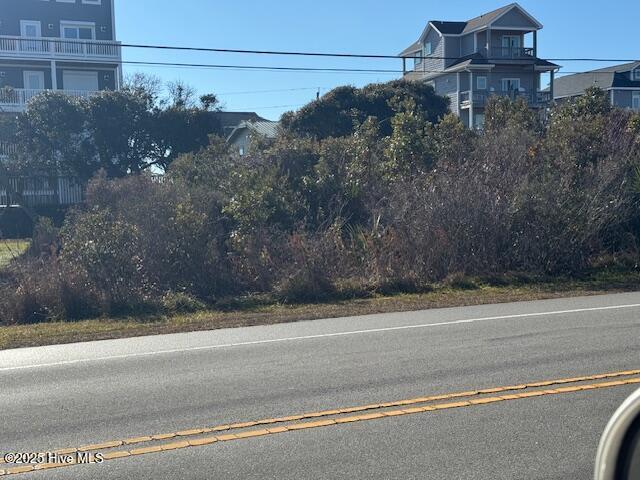 Listing photo 3 for 3142 Island Dr, North Topsail Beach NC 28460