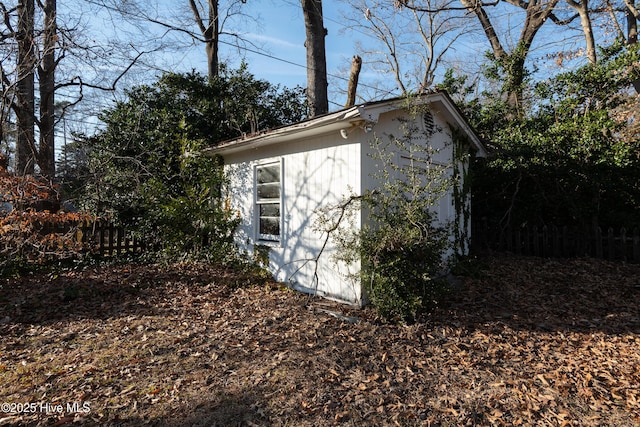 view of outbuilding