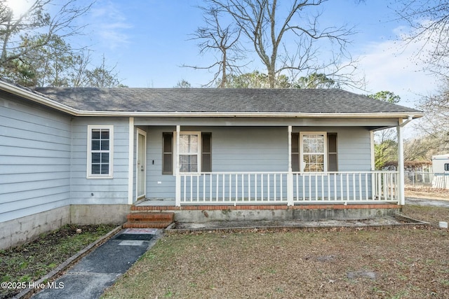 view of front of property featuring a porch