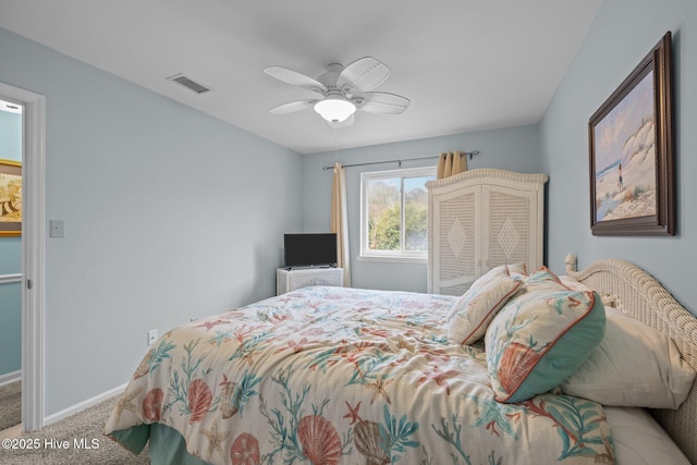 bedroom featuring carpet floors and ceiling fan