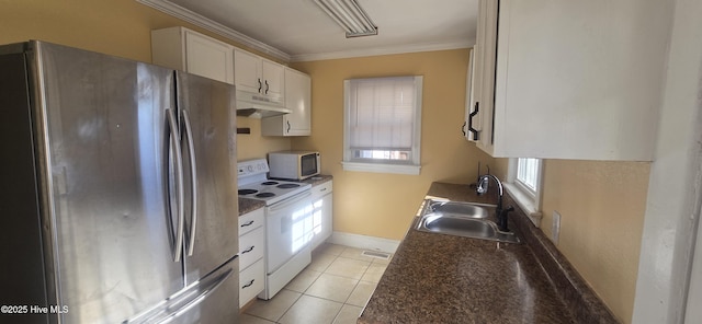 kitchen featuring electric stove, crown molding, freestanding refrigerator, white cabinets, and a sink