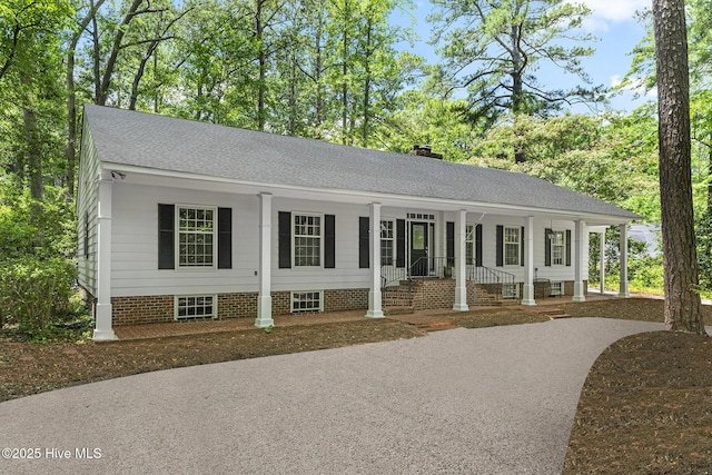 view of front of house with a porch