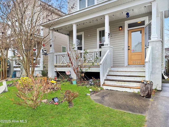 property entrance with covered porch