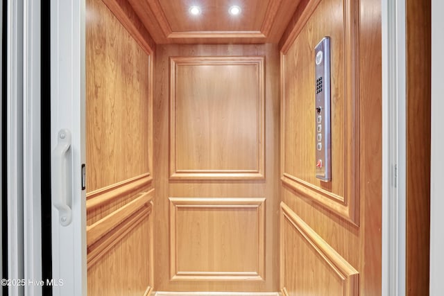 740 Waterstone Dr, Wilmington, NC 28411 - elevator with ornamental molding