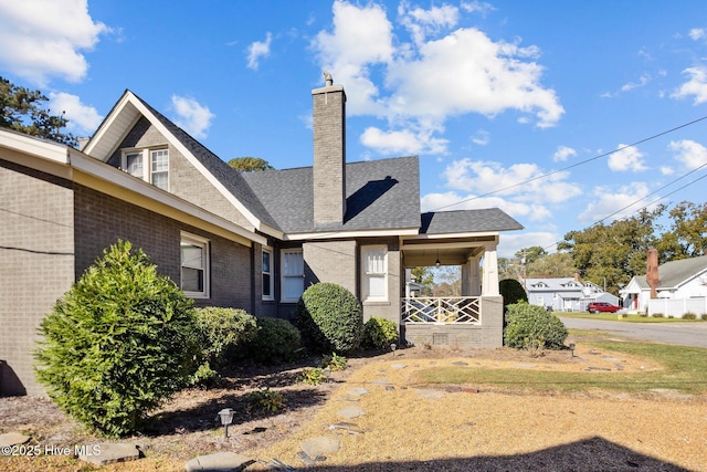 view of front of property