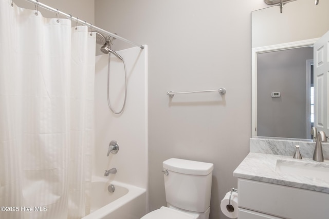 full bathroom featuring vanity, toilet, and shower / bath combo