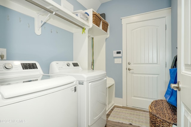 washroom with laundry area and washing machine and clothes dryer