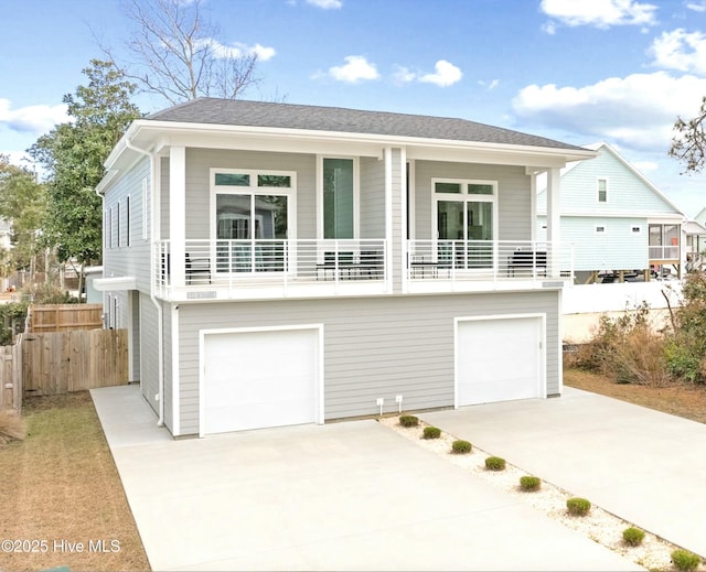 view of front facade featuring a garage