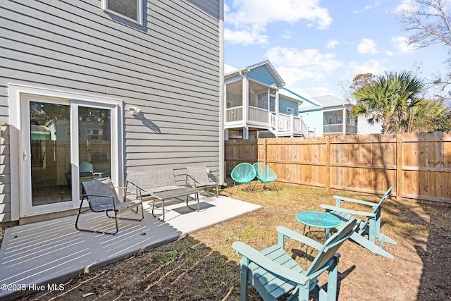 view of yard featuring a patio area