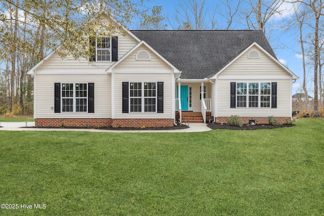 view of front of property with a front yard