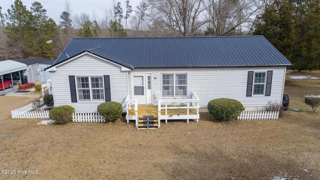 view of front of house