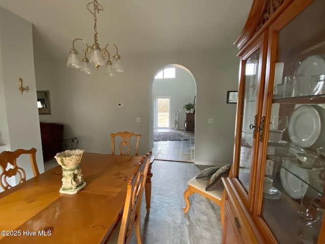 dining room with an inviting chandelier